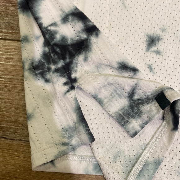 Lululemon tie dye muscle tan cropped small - Picture 6 of 6